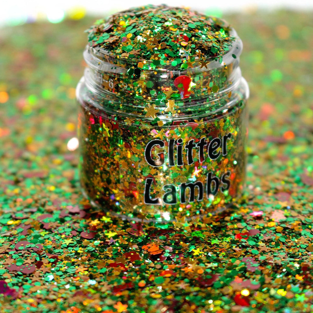 It's Not Going In Our Yard Russ...It's Going In Our Living Room Glitter. National Lampoons Christmas vacation Glitter by GlitterLambs.com