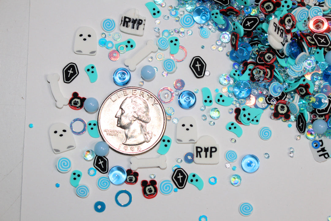 Mickey Hunts The Ghosts